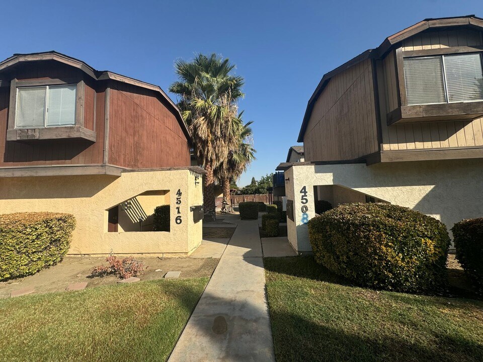 4508 Maybrook Ave in Bakersfield, CA - Building Photo