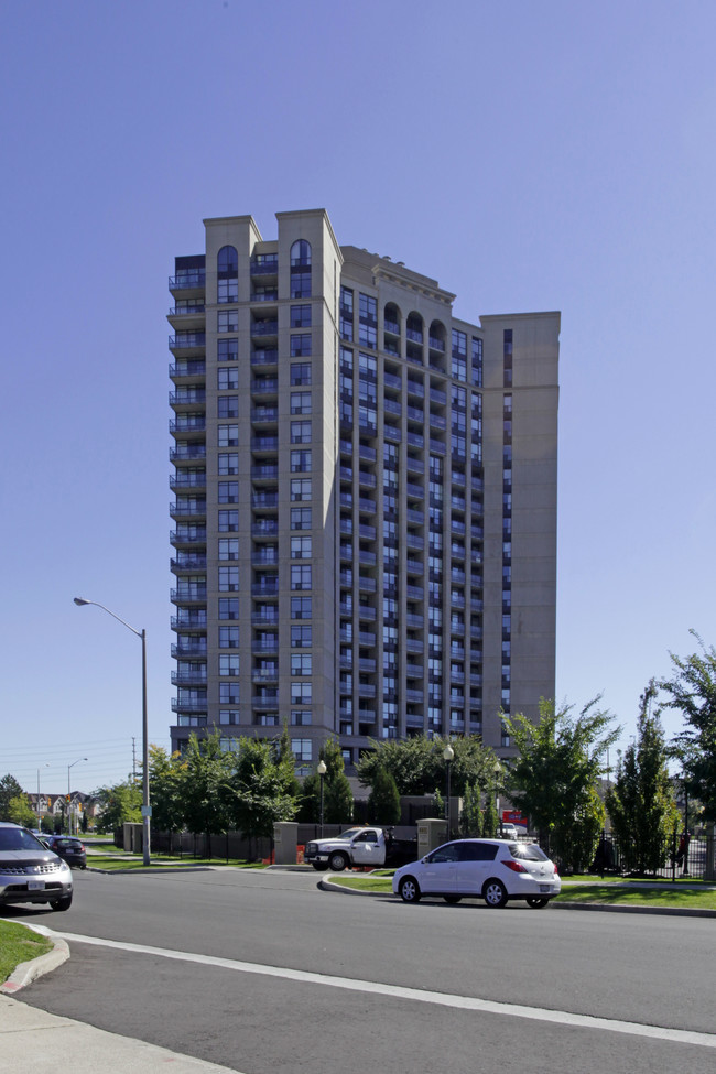 Tuscany Gates Condos in Mississauga, ON - Building Photo - Building Photo