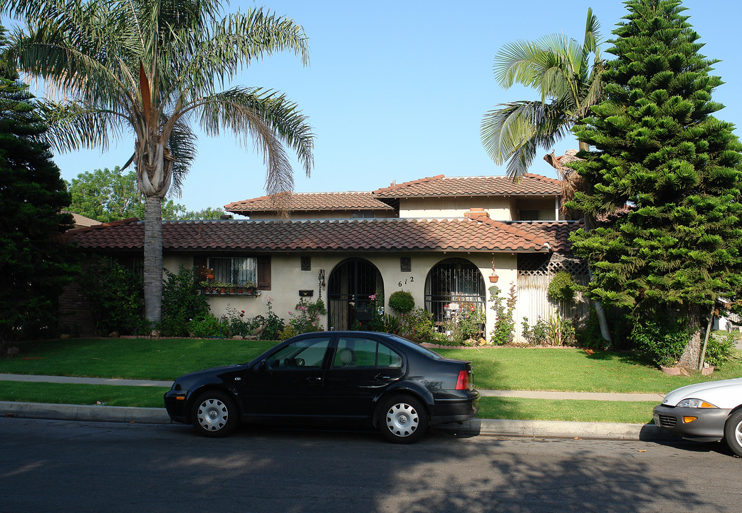 6121 S Cypress St in Orange, CA - Building Photo