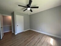 3202 Westmont Dr photo'