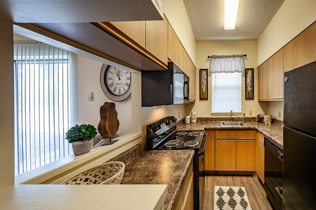 Willows of Coventry in Fort Wayne, IN - Foto de edificio - Building Photo