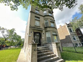 639 W Garfield Blvd in Chicago, IL - Building Photo