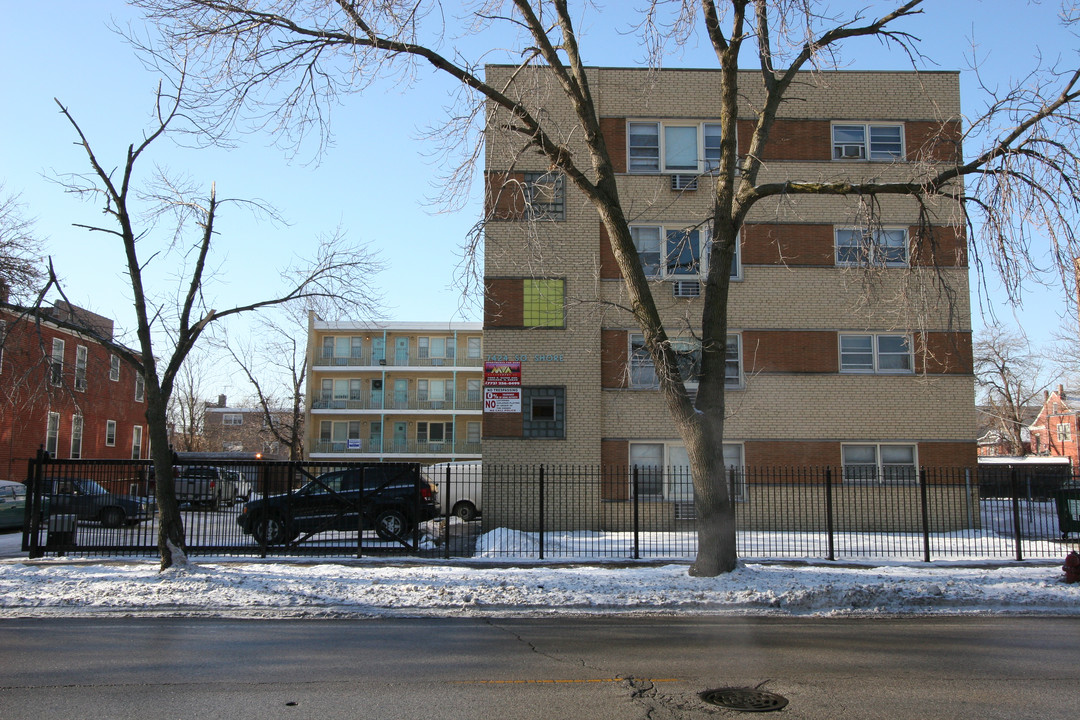 7424 S South Shore Dr in Chicago, IL - Foto de edificio