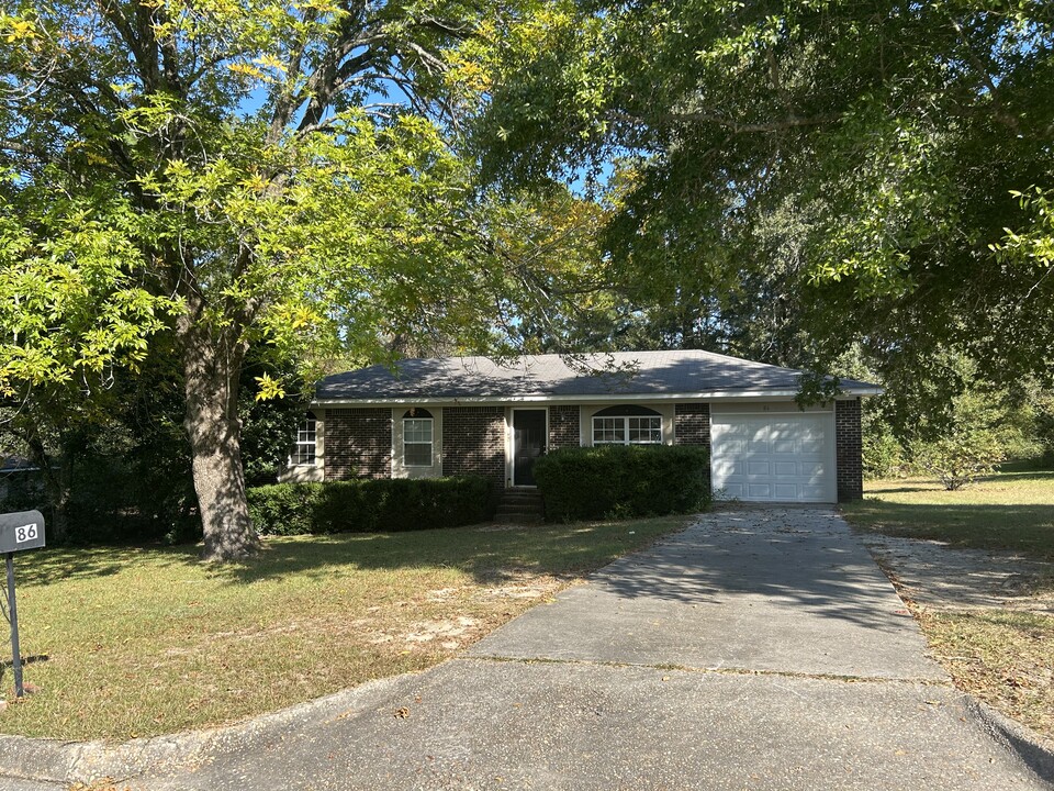 86 Zack Rd in Cowarts, AL - Building Photo