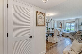 5560 Tamberlane Cir, Unit 127 in Palm Beach Gardens, FL - Building Photo - Building Photo