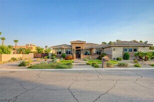 5595 El Camino Rd in Las Vegas, NV - Building Photo