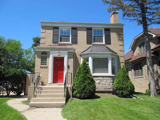 property at 1646 N Mobile Ave