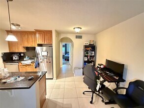 2120 NE 42nd Ct in Lighthouse Point, FL - Building Photo - Building Photo