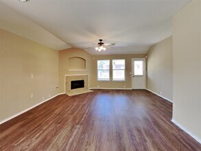 2807 Bison Bluff in Missouri City, TX - Building Photo - Building Photo