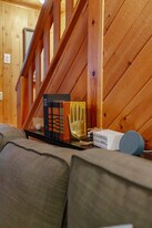 8199 Amberwoods Pl in Shingletown, CA - Building Photo