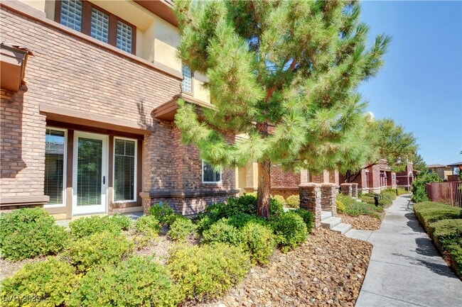 property at 11280 Granite Ridge Dr