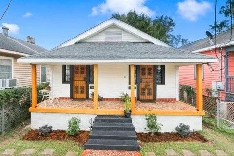 9029 Hickory St in New Orleans, LA - Building Photo