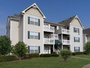 Summerland Heights I in Woodbridge, VA - Building Photo - Building Photo