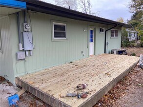 3070 W Mt Comfort Rd in Fayetteville, AR - Building Photo - Building Photo