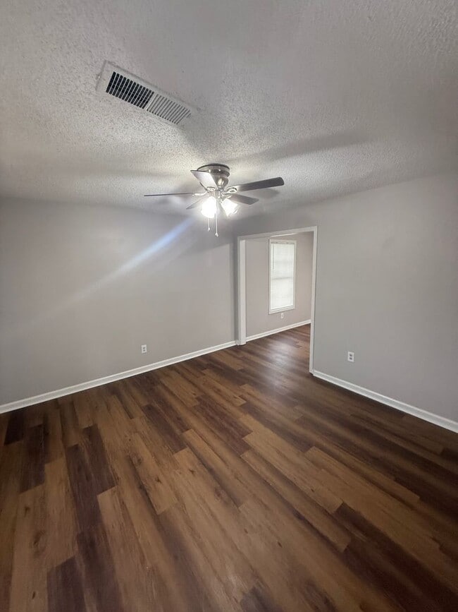 5024 Shubert Cove in Memphis, TN - Building Photo - Building Photo