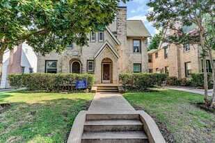 5924.5 La Vista Dr in Dallas, TX - Building Photo