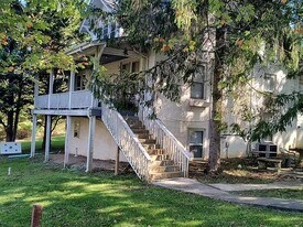 3342 Yellow Sulphur Rd in Blacksburg, VA - Building Photo