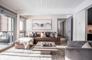 70 Gallun Ln in Snowmass Village, CO - Building Photo