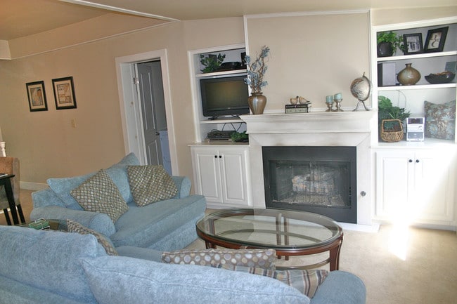 19000 N Western Ave in Edmond, OK - Foto de edificio - Interior Photo
