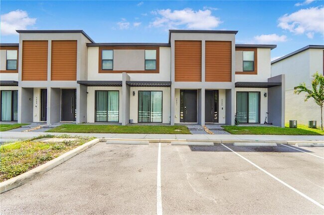 property at 3401 Tranquil Trl