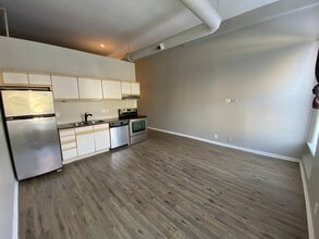 Fitzgerald in Plattsmouth, NE - Building Photo - Interior Photo