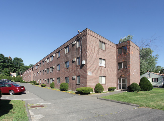 Brook Street Apartments in Bristol, CT - Building Photo - Building Photo