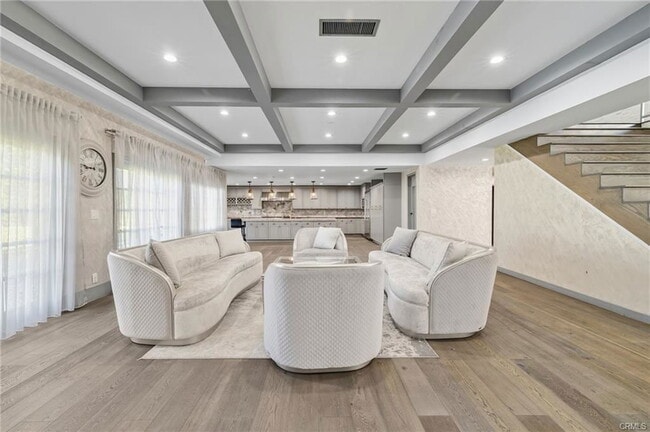 17153 Rayen St in Los Angeles, CA - Building Photo - Building Photo