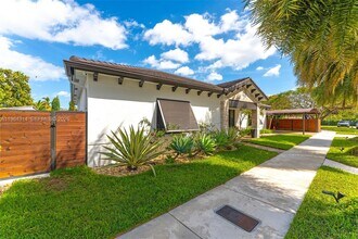 17805 SW 114th Ct in Cutler Bay, FL - Building Photo - Building Photo