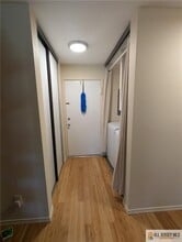 277 Cross Dr in Monroe Township, NJ - Building Photo - Building Photo