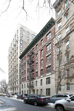 325 W 93rd St in New York, NY - Building Photo - Building Photo