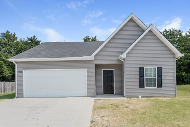 property at 1516 Passage Dr