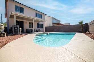 9924 Oriole Crest Ct in Las Vegas, NV - Building Photo - Building Photo