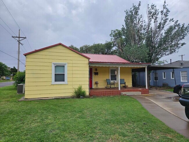 property at 2601 29th St
