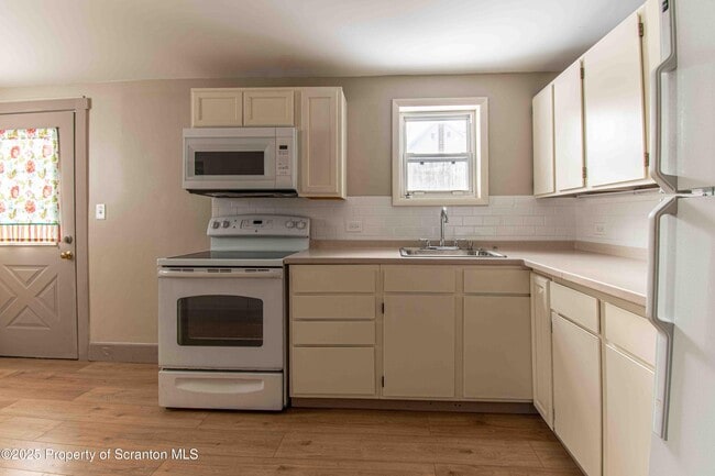 property at 540 N Main St