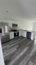 2217 Fraser St in Port Charlotte, FL - Building Photo - Building Photo