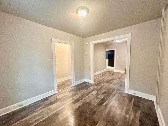 571 Pershing Ave in Lancaster, PA - Building Photo - Building Photo