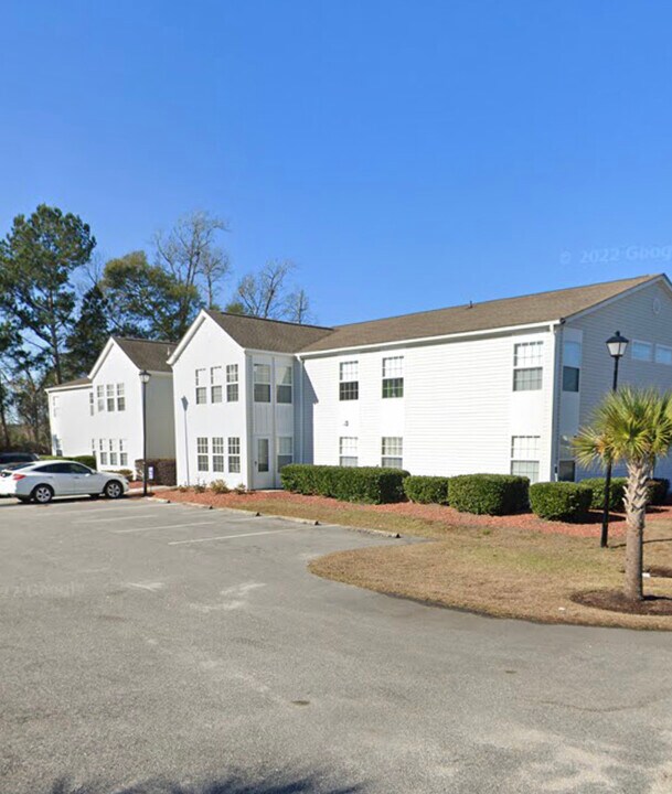 1931 Bent Grass Dr, Unit E in Surfside Beach, SC - Building Photo