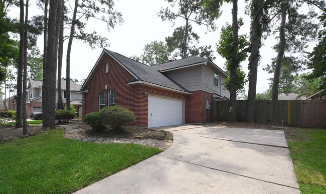 18719 Racquet Sports Way in Humble, TX - Foto de edificio - Building Photo