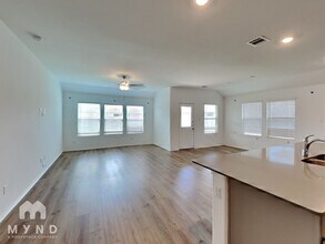 441 Sebring Cir in Hutto, TX - Foto de edificio - Building Photo