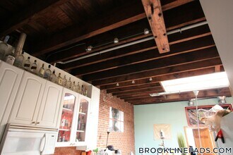 25 St Marys Ct in Brookline, MA - Foto de edificio - Building Photo