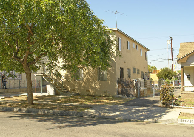 1139 N Detroit St in Los Angeles, CA - Building Photo - Building Photo