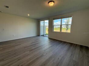 16386 Bird of Paradise Ave in Clermont, FL - Building Photo - Building Photo