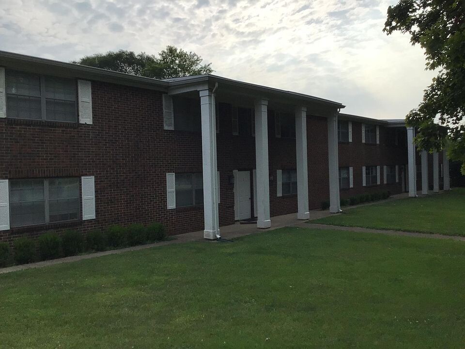 100 Mckinley Dr in Camden, OH - Foto de edificio