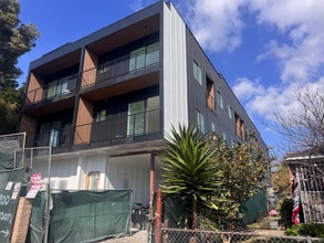 4800 S Slauson Ave in Culver City, CA - Building Photo - Building Photo