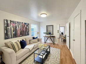 668 28th St in Oakland, CA - Building Photo - Building Photo