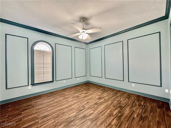 property at 14370 McGregor Blvd