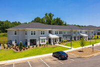 Greystone Pointe Auburn in Auburn, AL - Building Photo - Building Photo