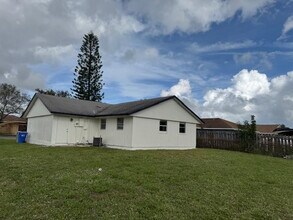 788 NW 15th Pl in Pompano Beach, FL - Building Photo - Building Photo