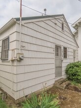 730 Cottage St NE in Salem, OR - Building Photo - Building Photo