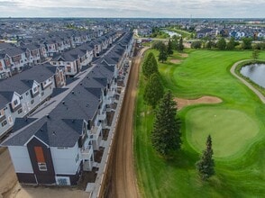 Vue at Jagare Ridge in Edmonton, AB - Building Photo - Building Photo